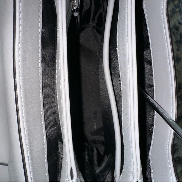 Calvin Klein Clover Triple Compartment Crossbody Bag | Dove Grey - Picture 8 of 11